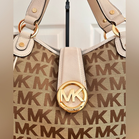 MICHAEL KORS ~ Brown and Cream Cloth and Leather Tote Bag w/Bold Gold Hardware - Picture 4 of 8